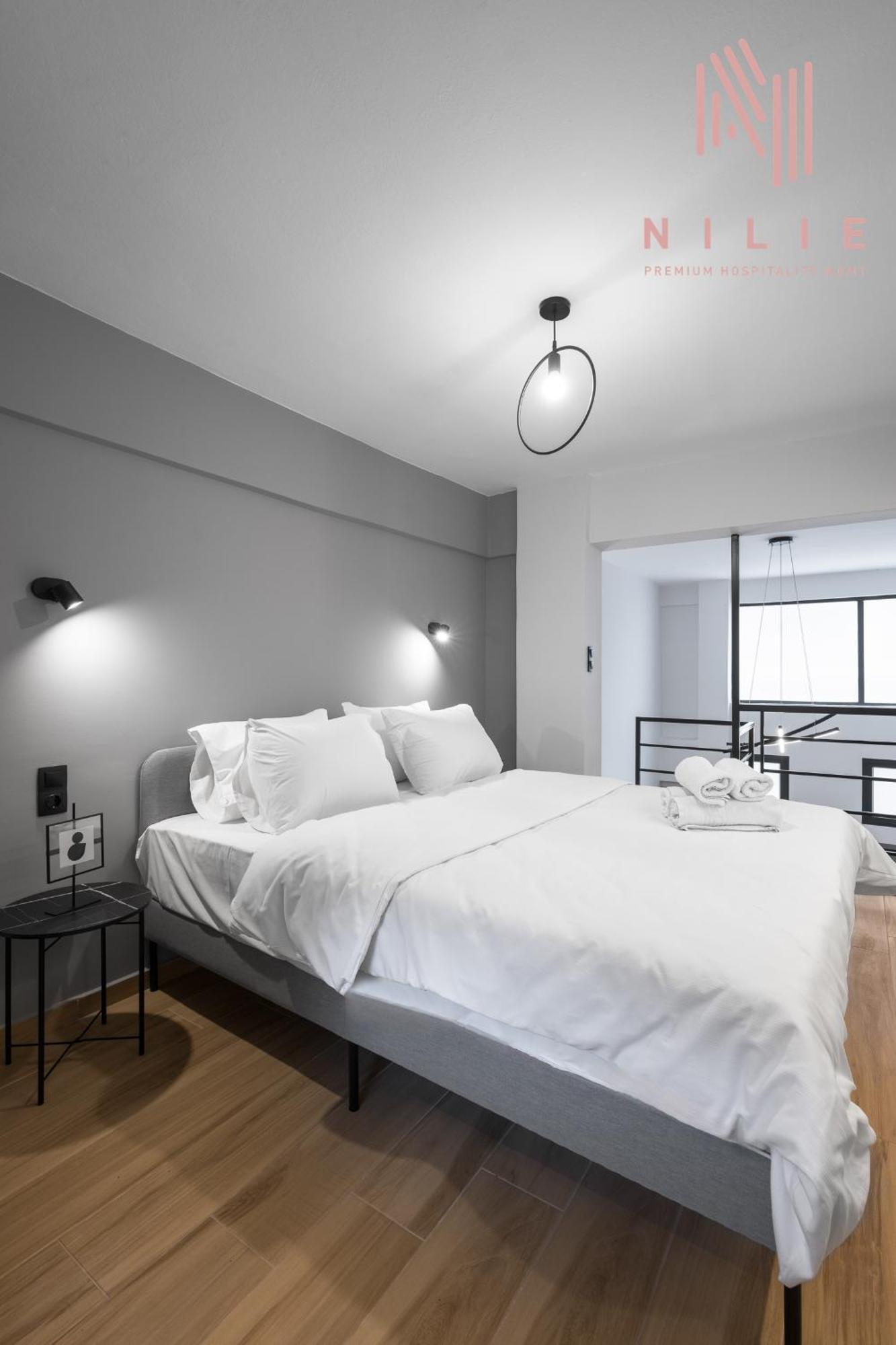 Railway Lofts, Nilie Hospitality Mgmt Appartement Thessaloniki Buitenkant foto