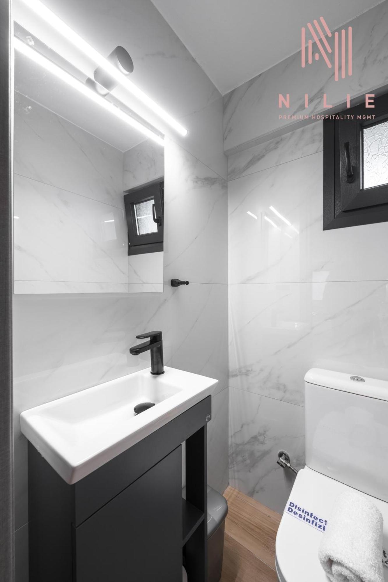 Railway Lofts, Nilie Hospitality Mgmt Appartement Thessaloniki Buitenkant foto