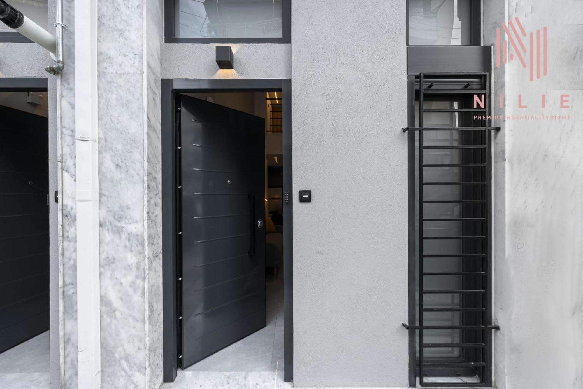 Railway Lofts, Nilie Hospitality Mgmt Appartement Thessaloniki Buitenkant foto