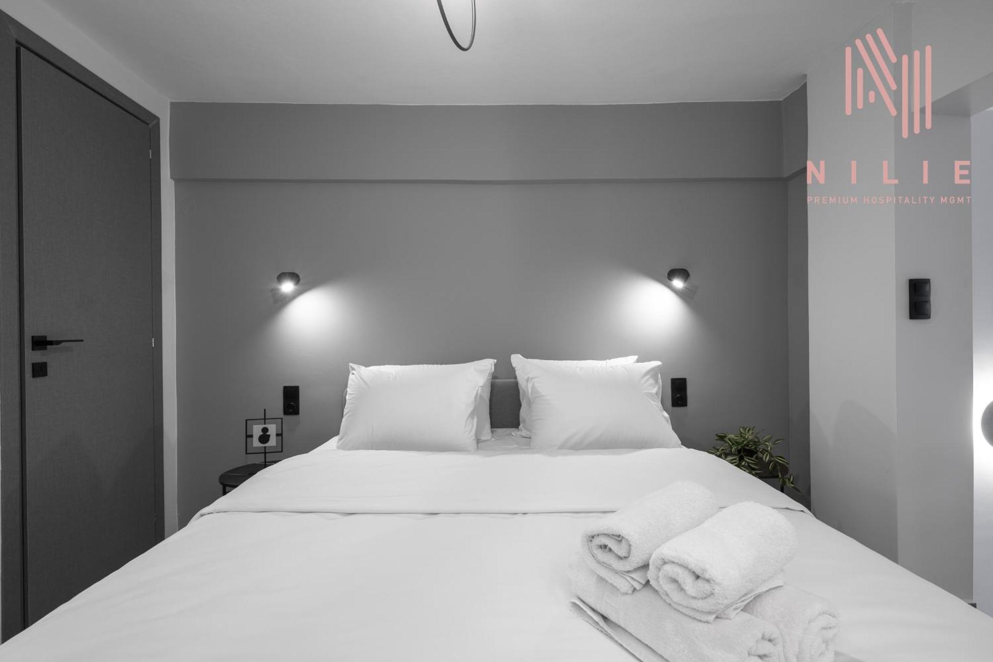 Railway Lofts, Nilie Hospitality Mgmt Appartement Thessaloniki Buitenkant foto